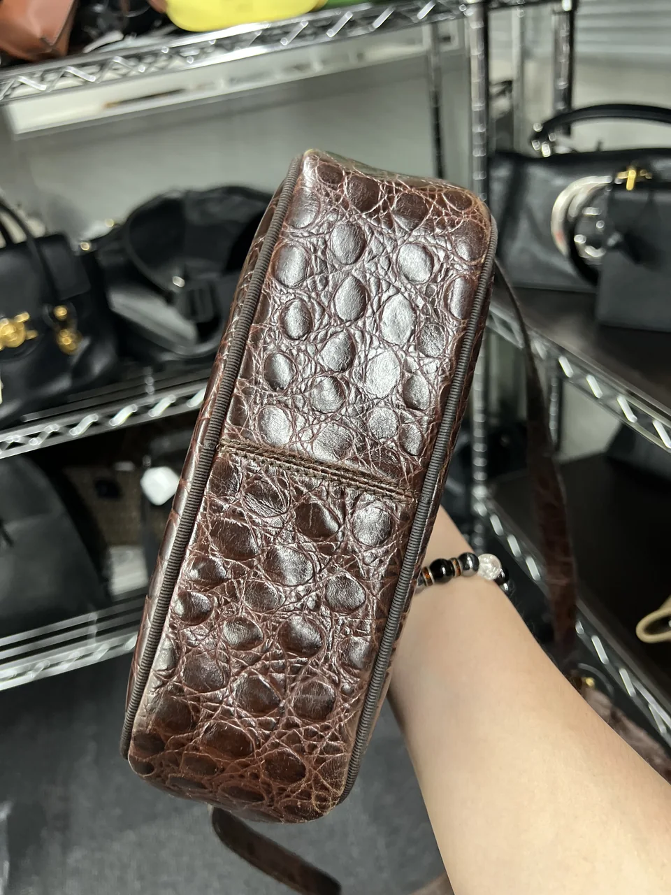 SALVATORE FERRAGAMO SHOULDER BAG view 3