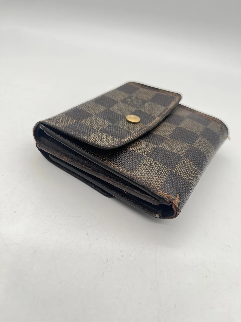 LV WALLET view 4