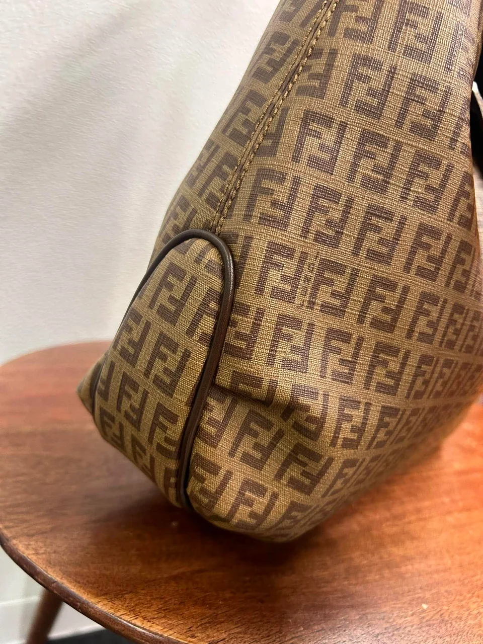 FENDI ZUCCHINO HANDBAG (BROWN) view 4