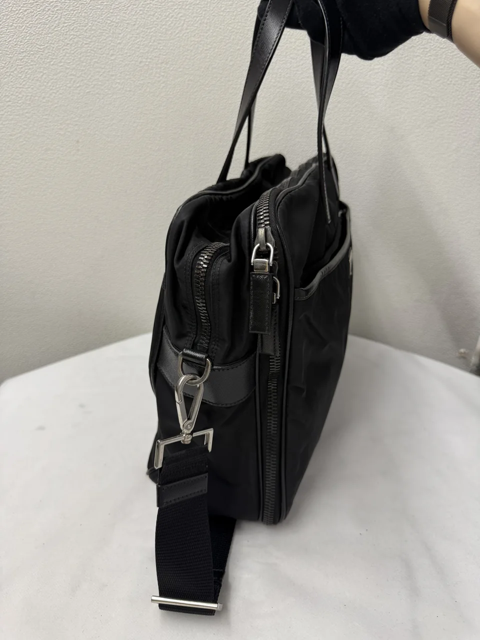 PRADA NYLON TWO-WAY SHOULDER BAG (BLACK) view 3