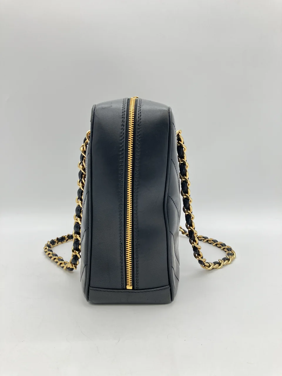 CHANEL V-STITCH CHAIN SHOULDER BAG view 6