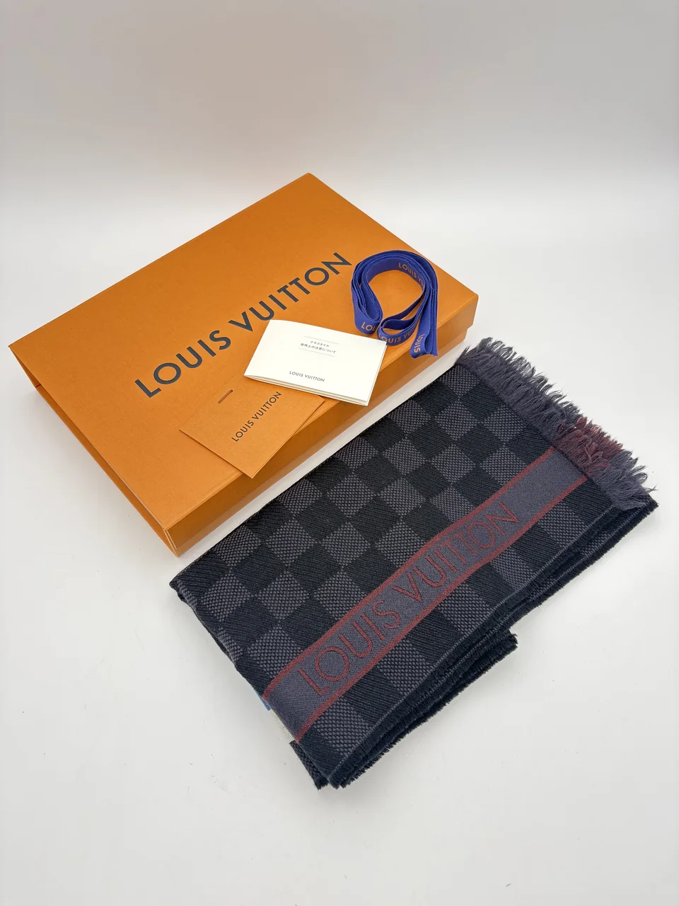 LV ECHARPE MESSAGE