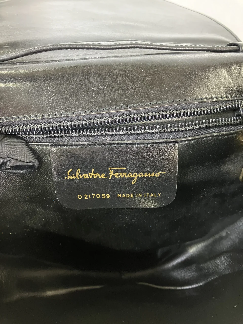 SALVATORE FERRAGAMO SHOULDER BAG view 9