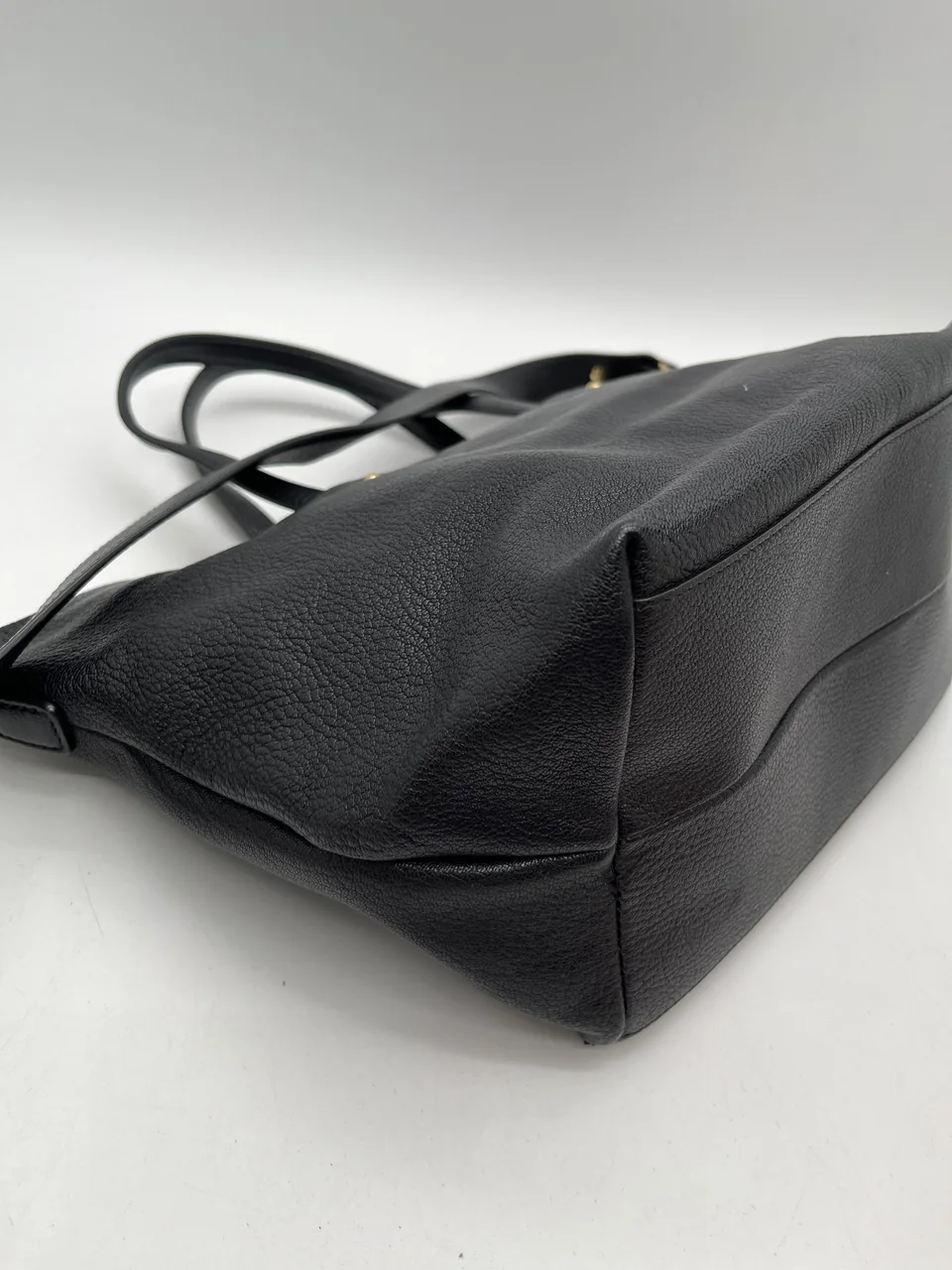 SALVATORE FERRAGAMO GANCINI TWO-WAY BAG (BLACK) view 6