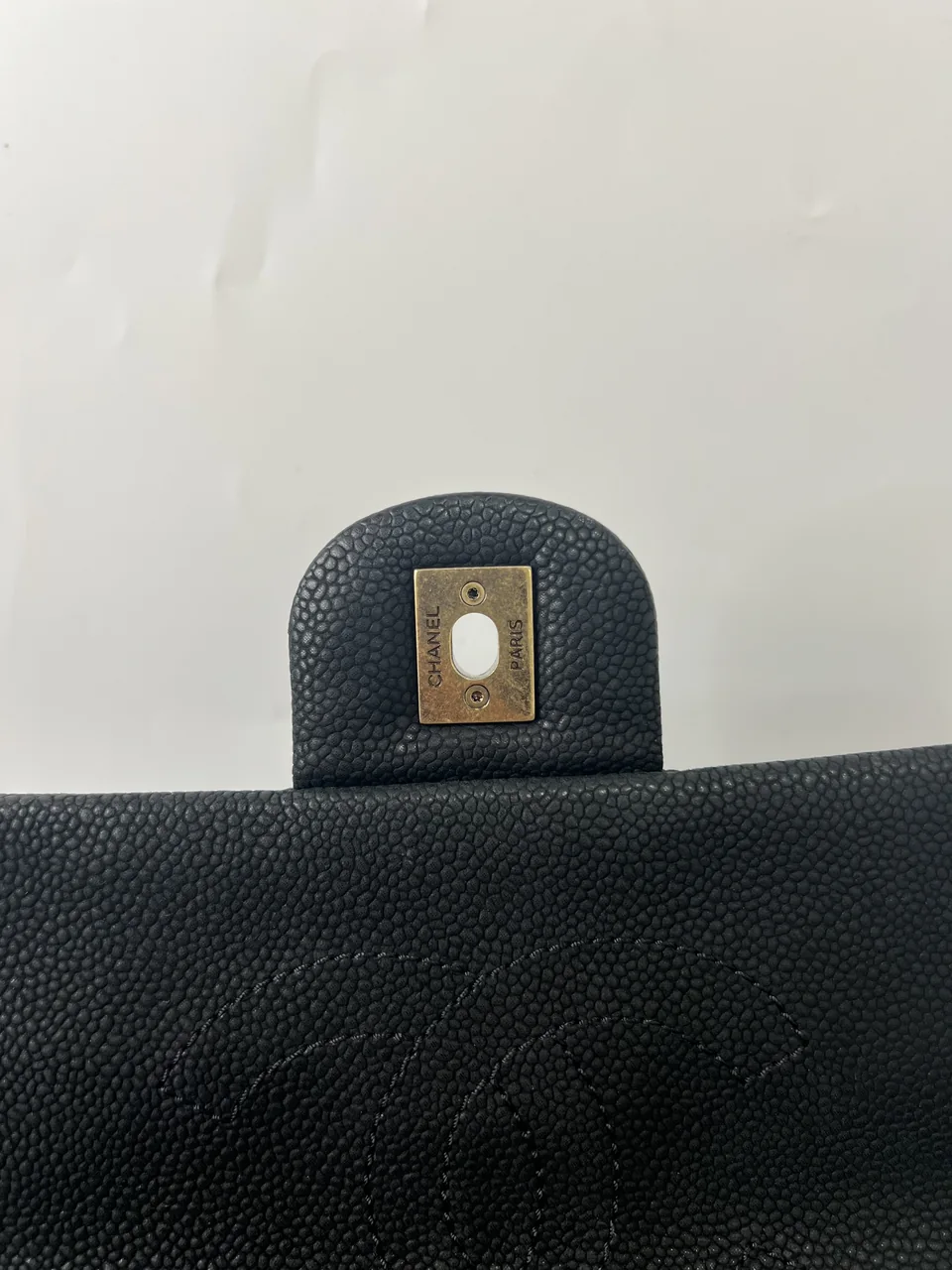 CHANEL CAVIAR MATELASSE HAND BAG (17 SERIAL CODE) view 8