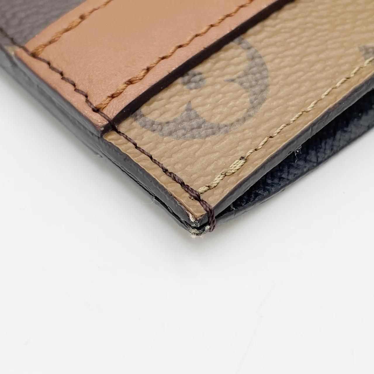 LV MONOGRAM REVERSE PORTE CARTES DAUPHINE view 6