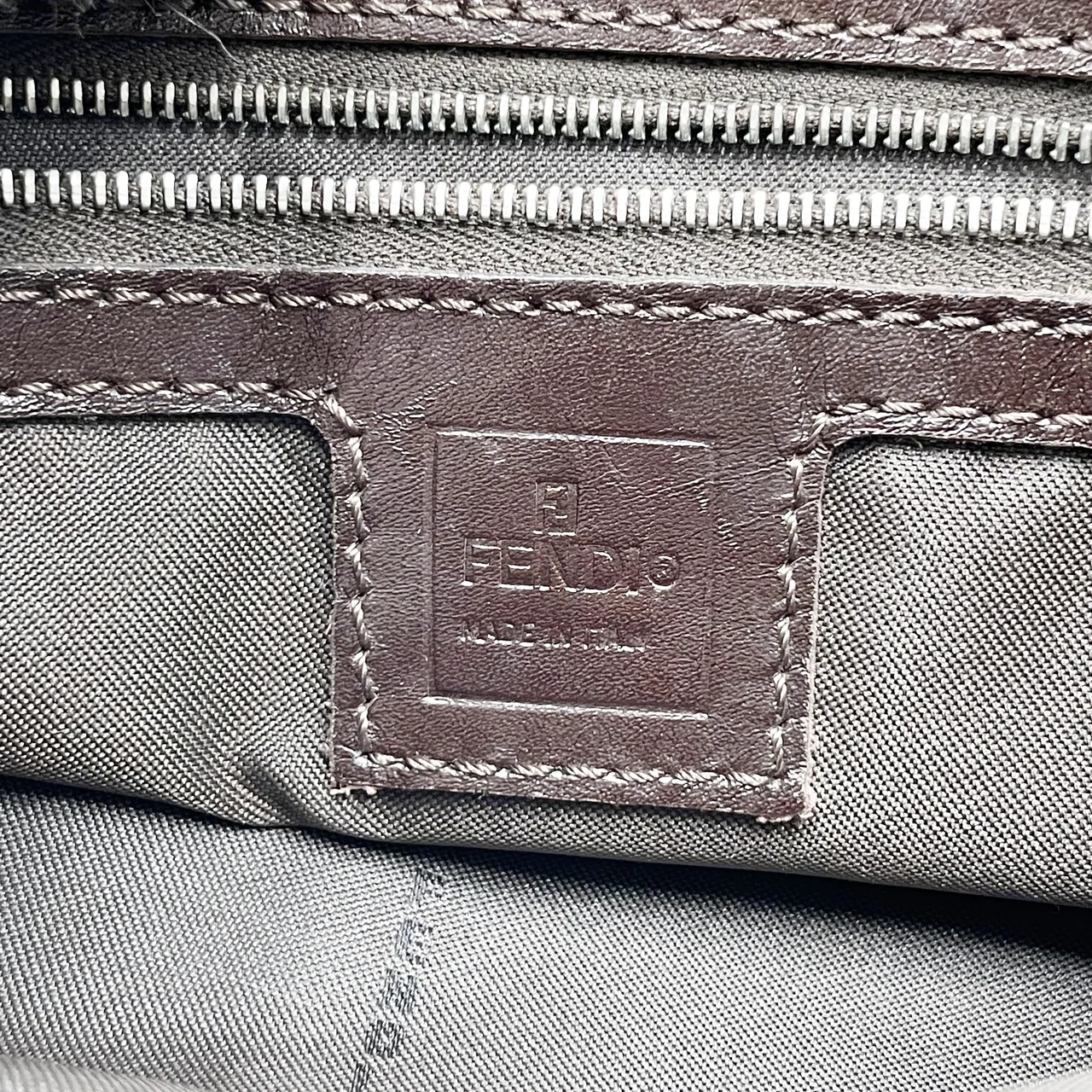 FENDI MAMMA BAGUETTE view 2