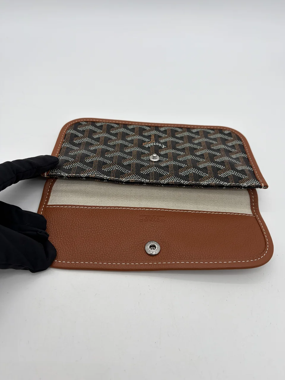 GOYARD SAINT LOUIS PM POUCH (BROWN) view 6