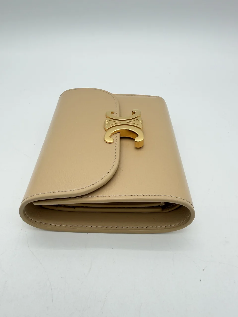 CELINE TRIOMPHE WALLET (BEIGE) view 6