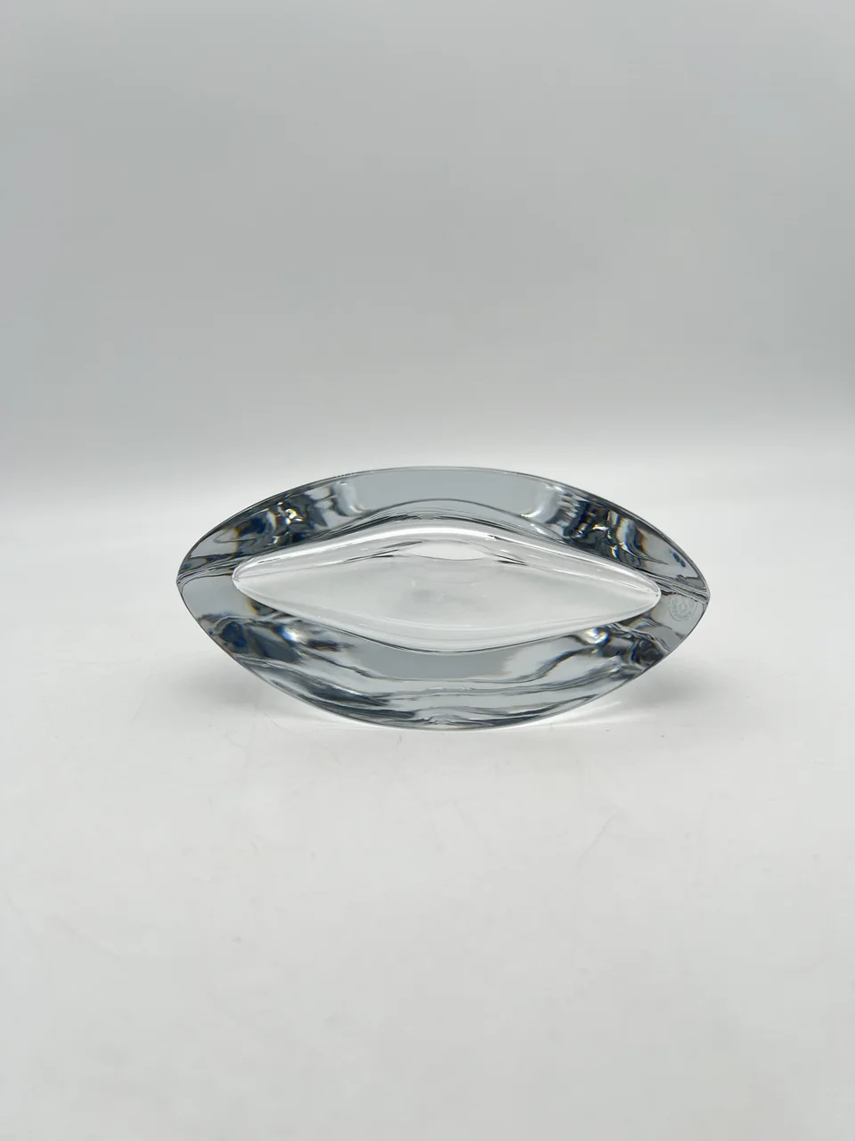 BACCARAT VASE view 7