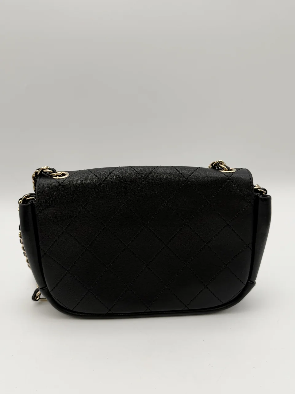 CHANEL CALF SKIN CHAIN SHOULDER BAG (26 SERIAL CODE) view 4