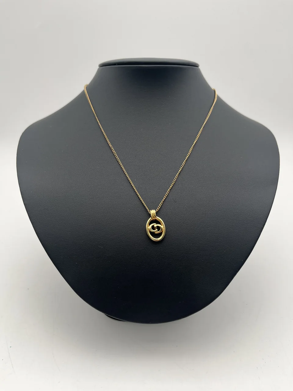 DIOR NECKLACE