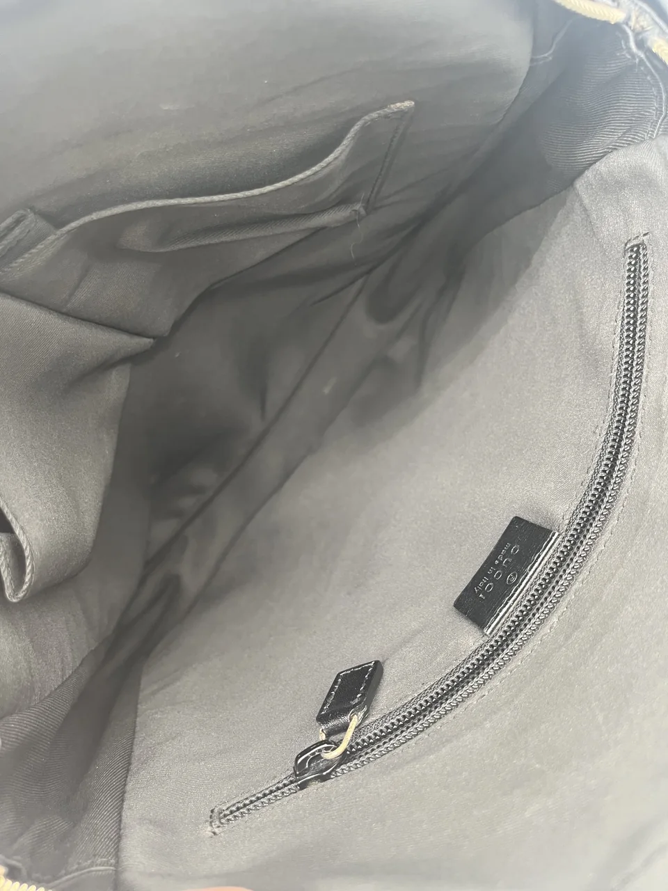 GUCCI SHOULDER BAG view 5