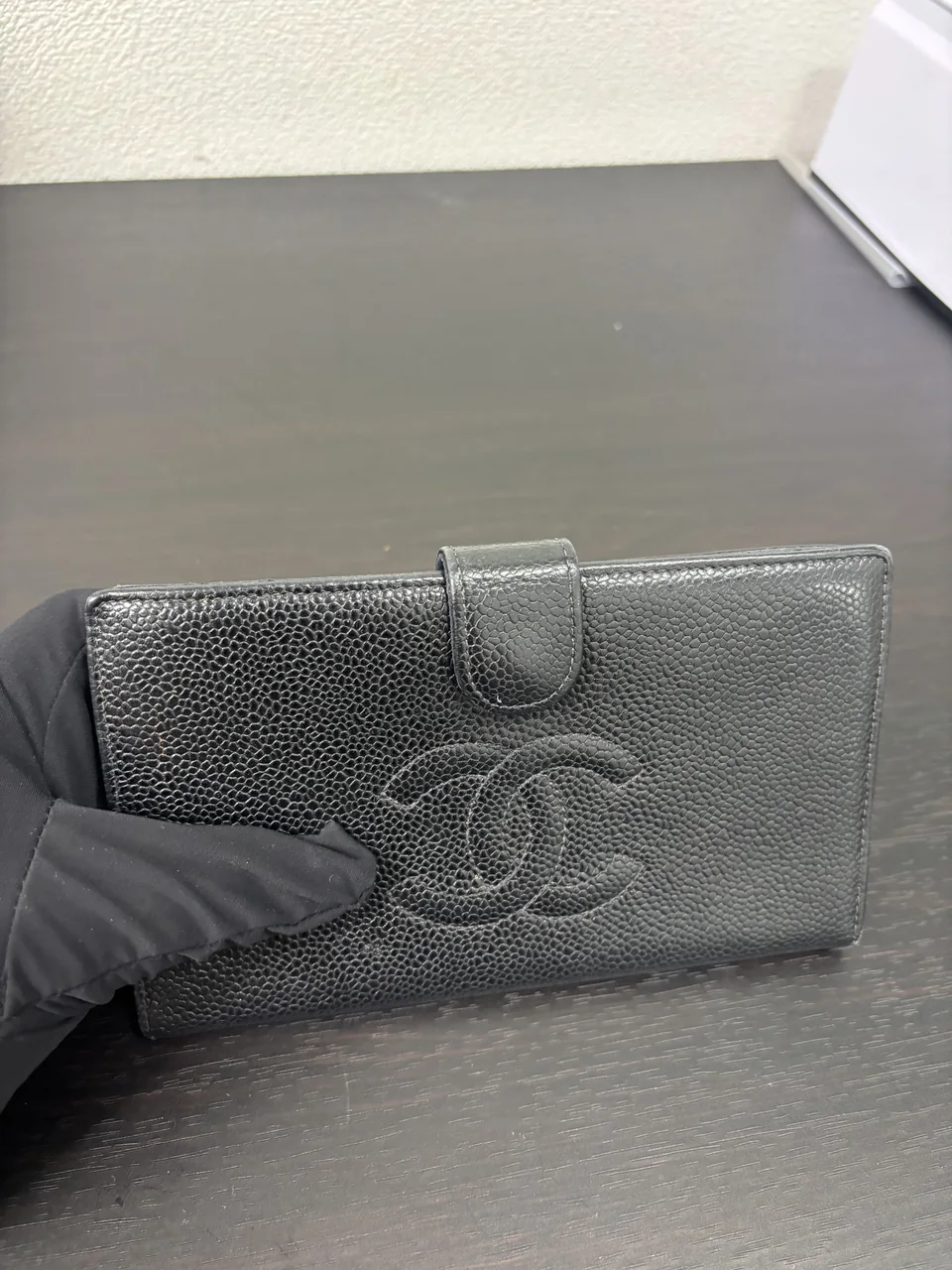 CHANEL CAVIAR TIMELESS CC BIFOLD LONG WALLET (6 SERIAL CODE) view 3