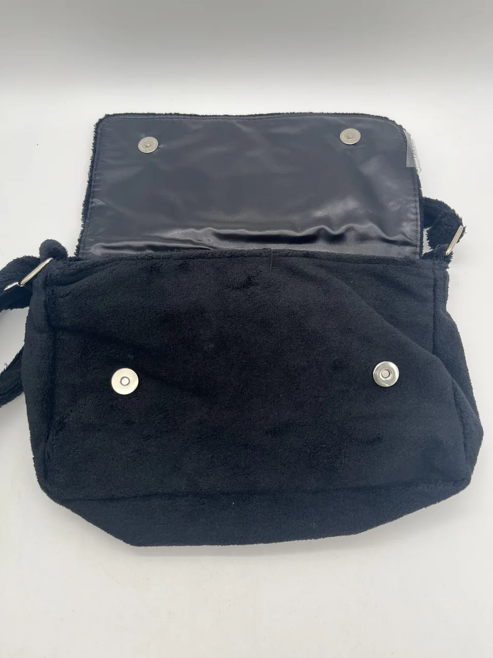 CHANEL SHOULDER BAG view 5