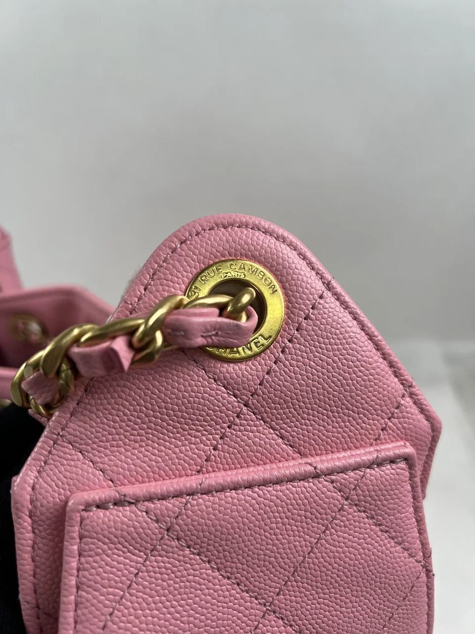 CHANEL CAVIAR MINI 25 view 7