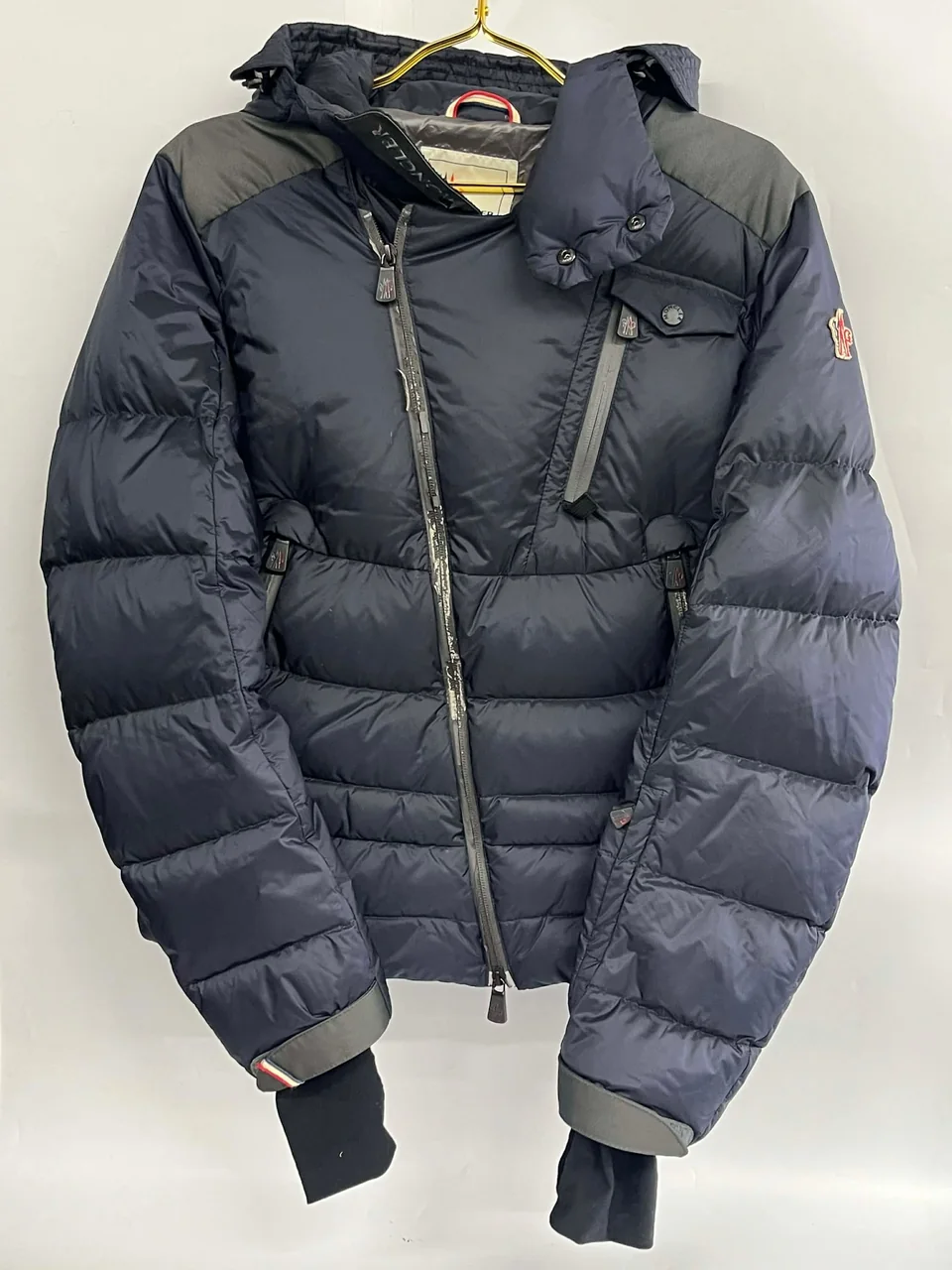 MONCLER DOWN JACKET