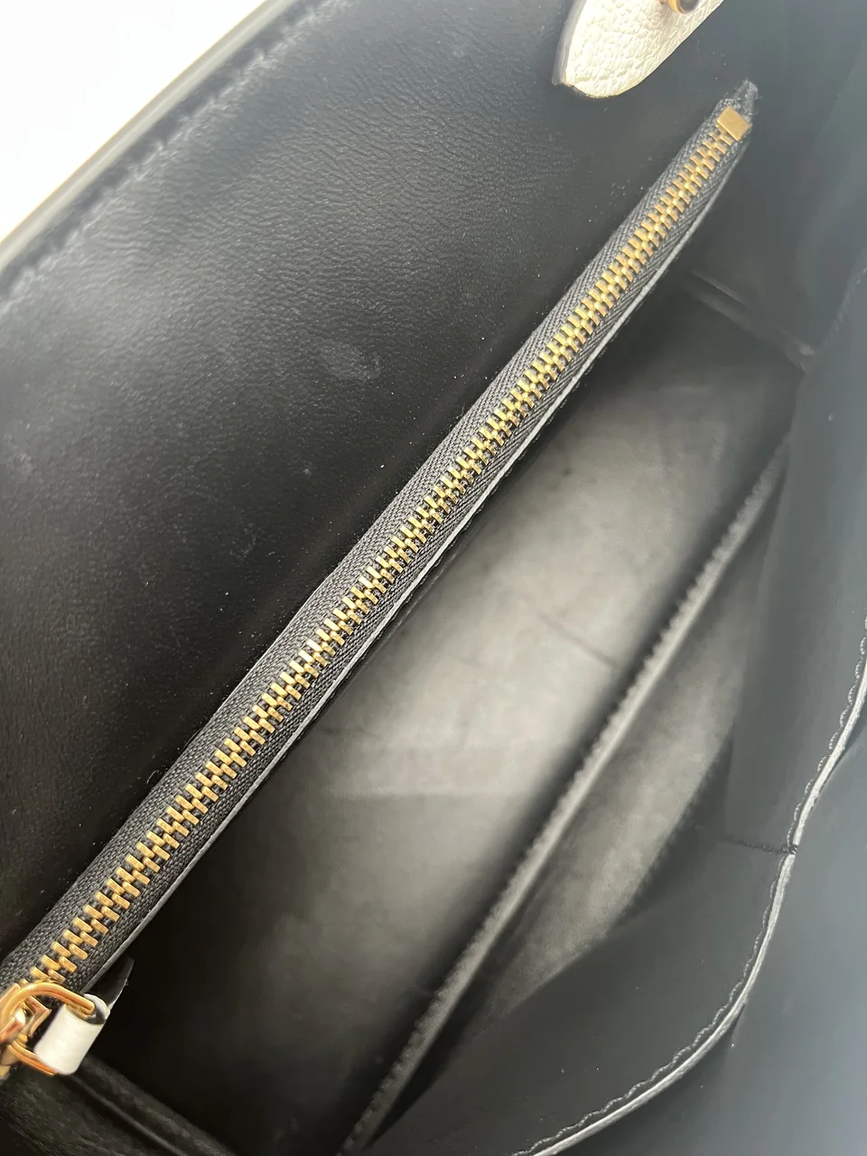 VERSACE MEDUSA TOP HANDLE (WHITE) view 9