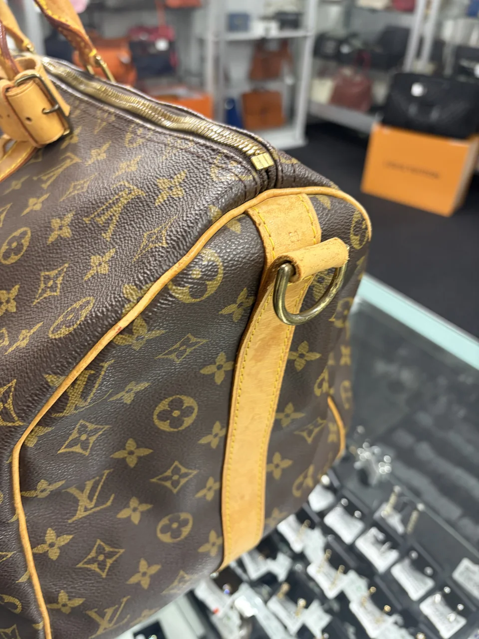LV KEEPALL BANDOULIERE 50 photo 12