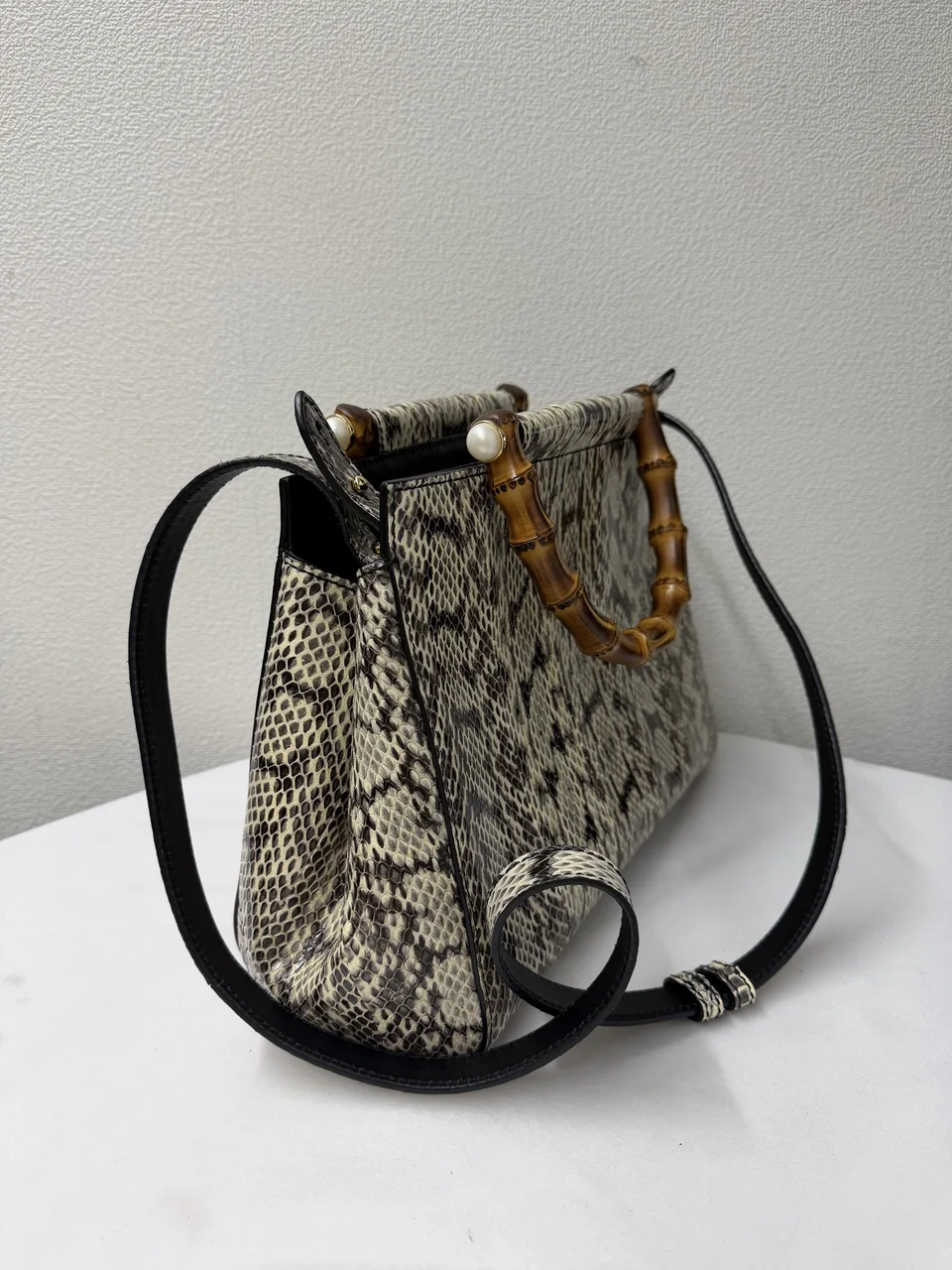 GUCCI BAMBOO NYMPHA view 3
