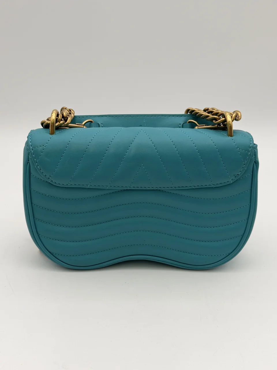 LV M51936 BAG view 3