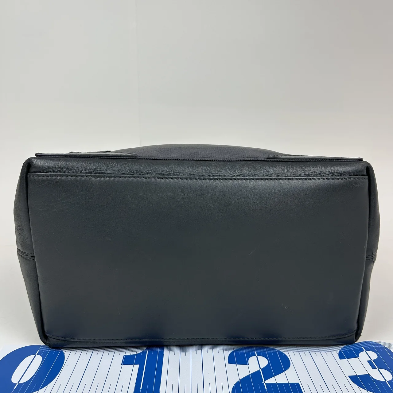 BALENCIAGA NAVY CABAS S (GRAY) view 3