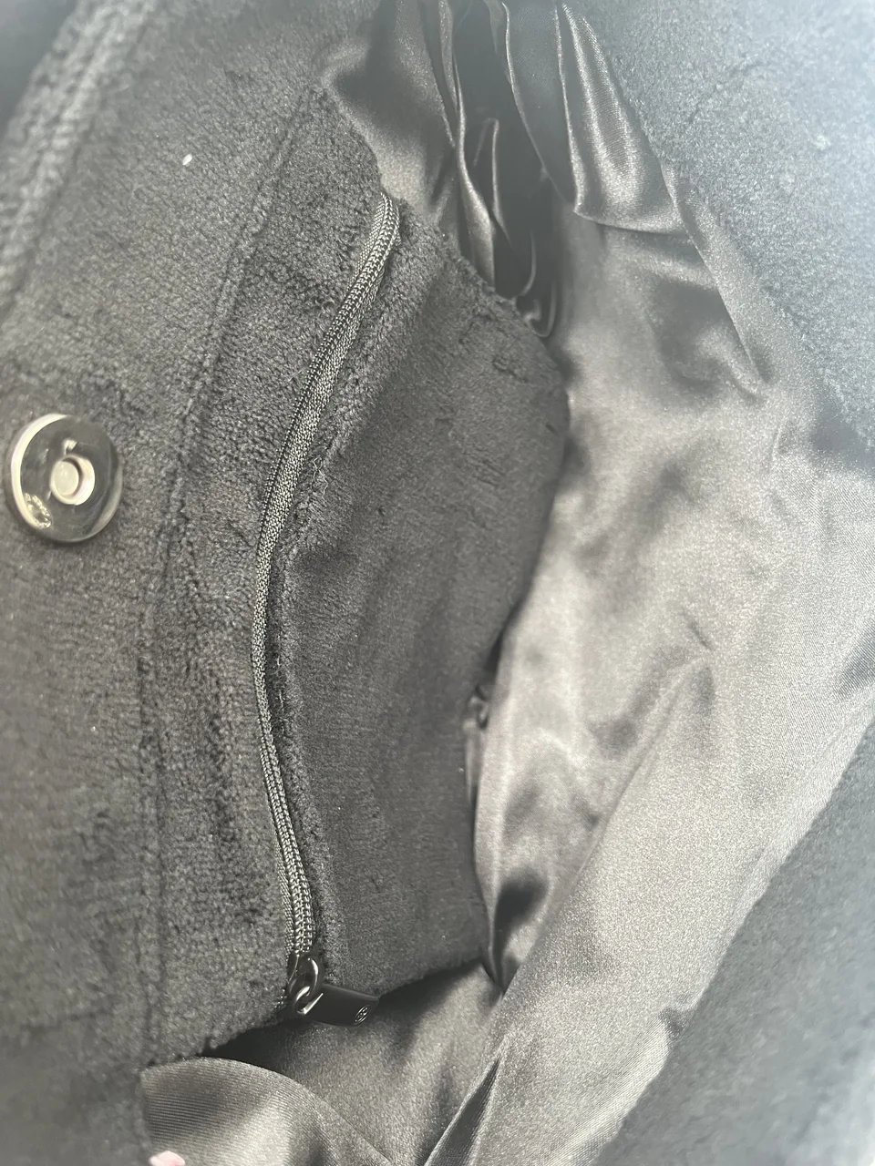 CHANEL SHOULDER BAG view 6