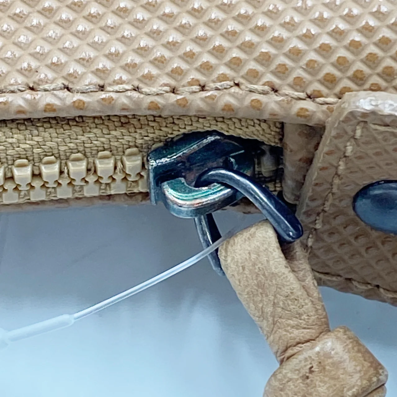 BOTTEGA VENETA SHOULDER BAG (DARK BEIGE) view 7