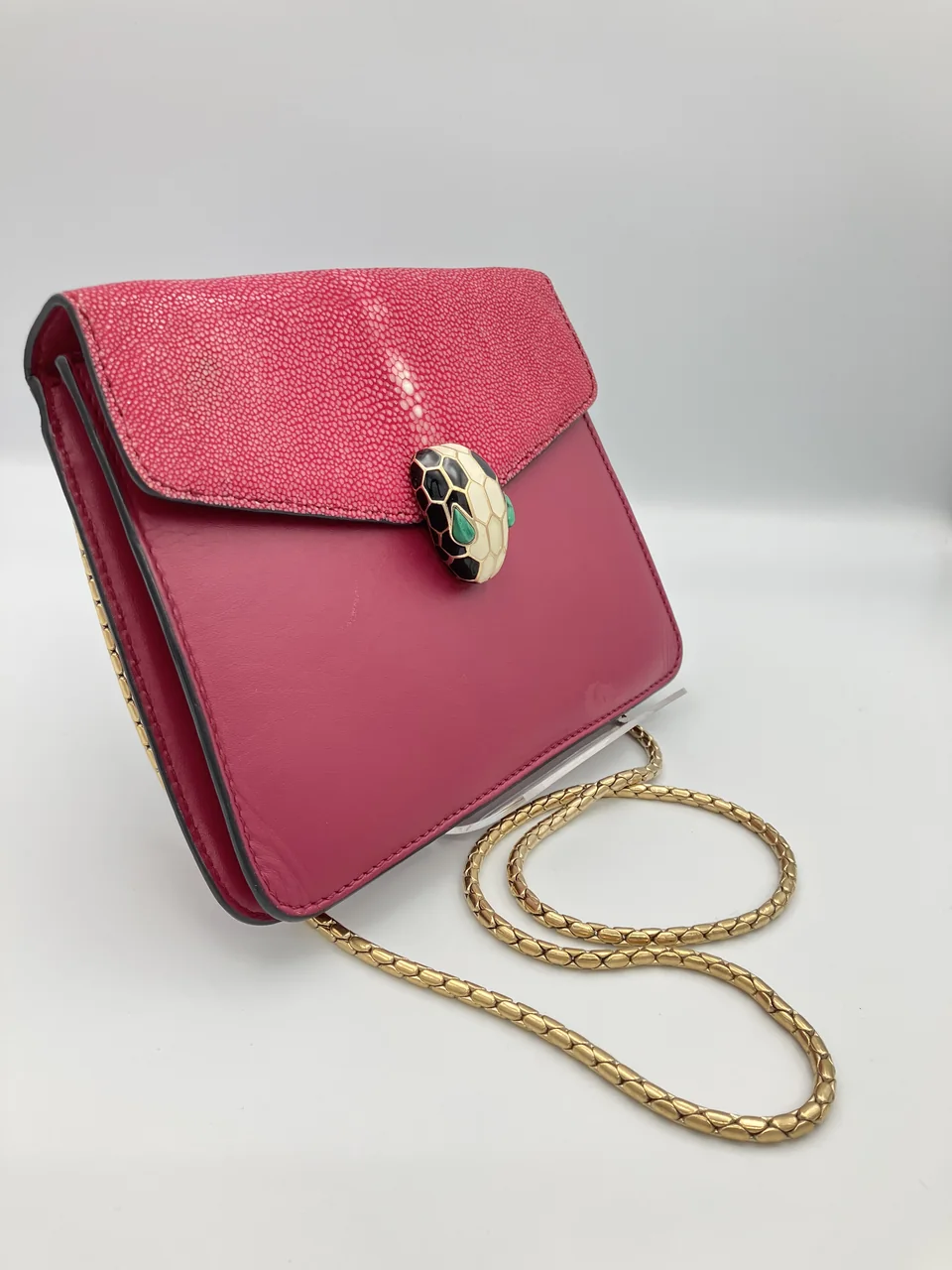 BVLGARI SEPRENTI CHAIN SHOULDER BAG (PINK) view 5