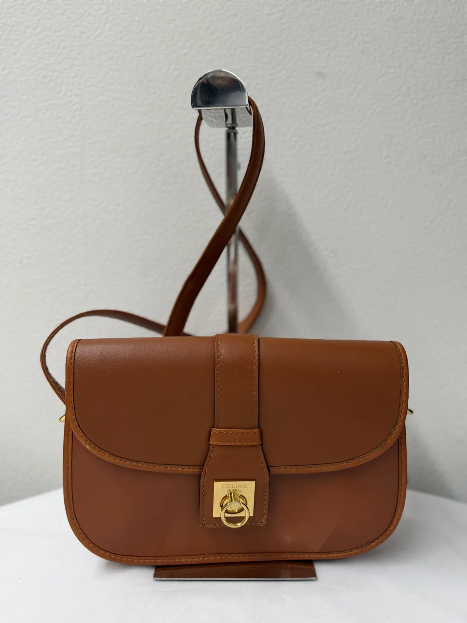 CELINE SHOULDER BAG (BROWN)