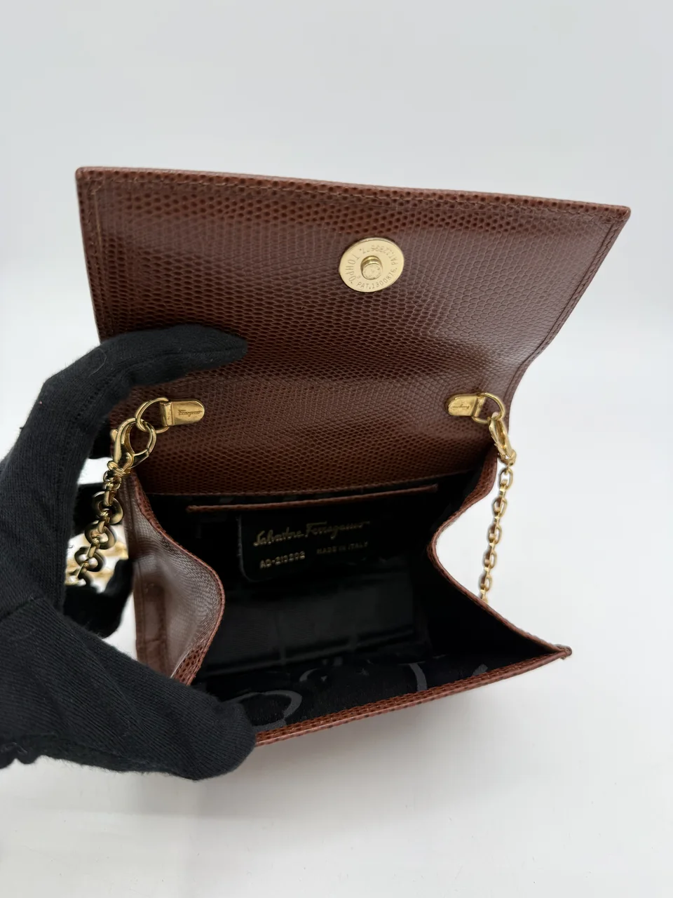 SALVATORE FERRAGAMO VERA RIBBON view 7