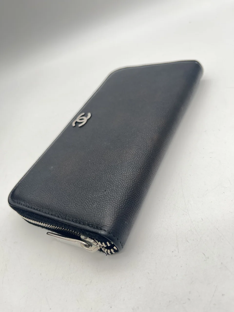 CHANEL CAVIAR ROUND FASTENER LONG WALLET (14 SERIAL CODE) view 14