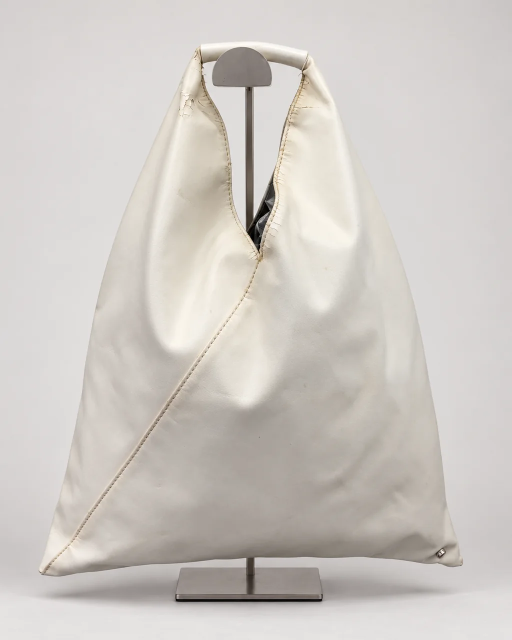 MAISON MARGIELA BAG hover