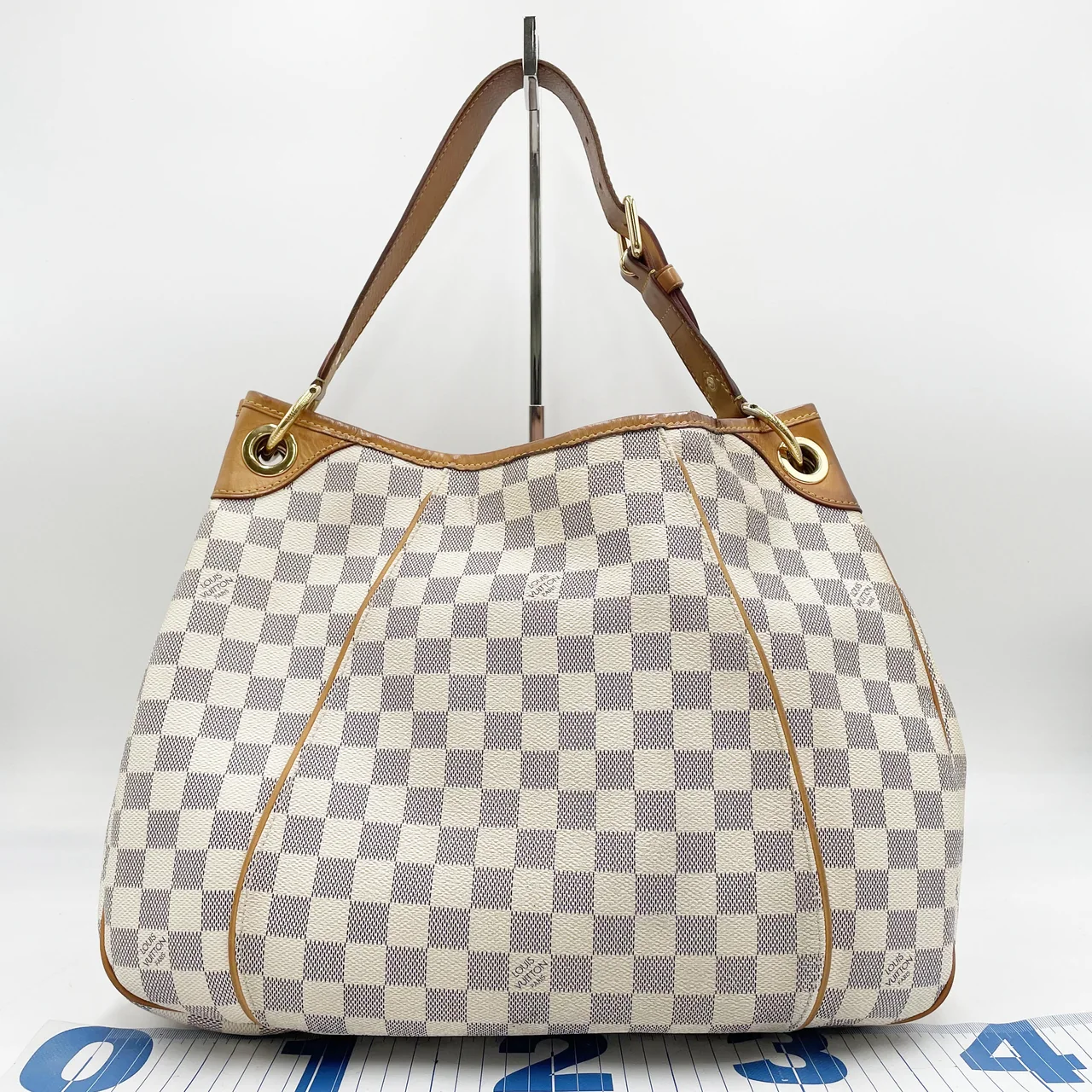 LV AZURE GALLIERA PM hover