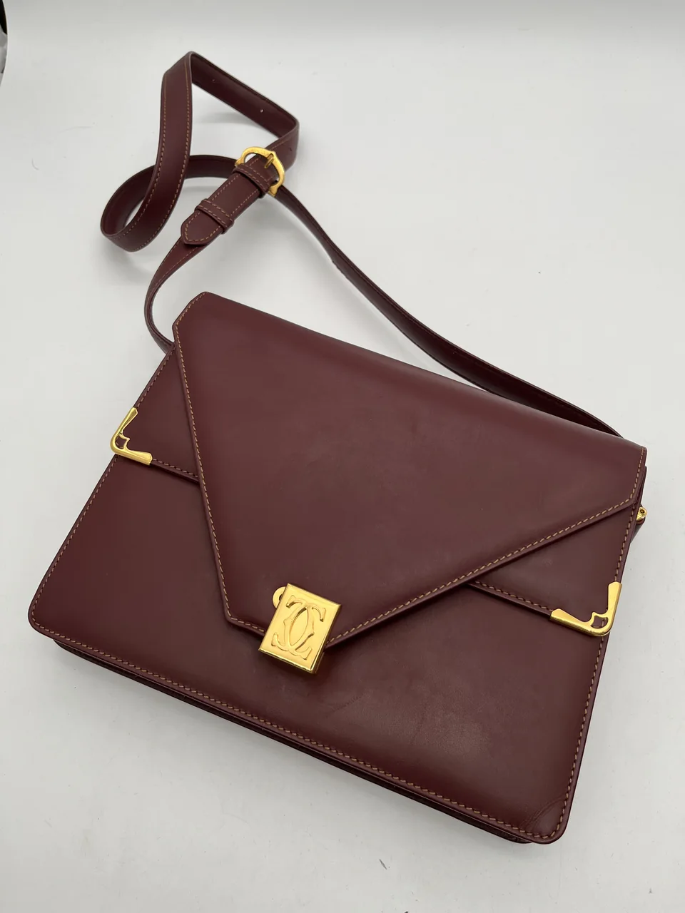 CARTIER SHOULDER BAG (BORDEAUX)