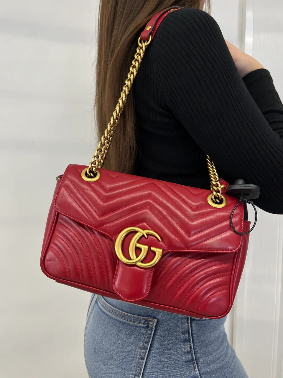 GUCCI GG MARMONT CHAIN SHOULDER BAG hover