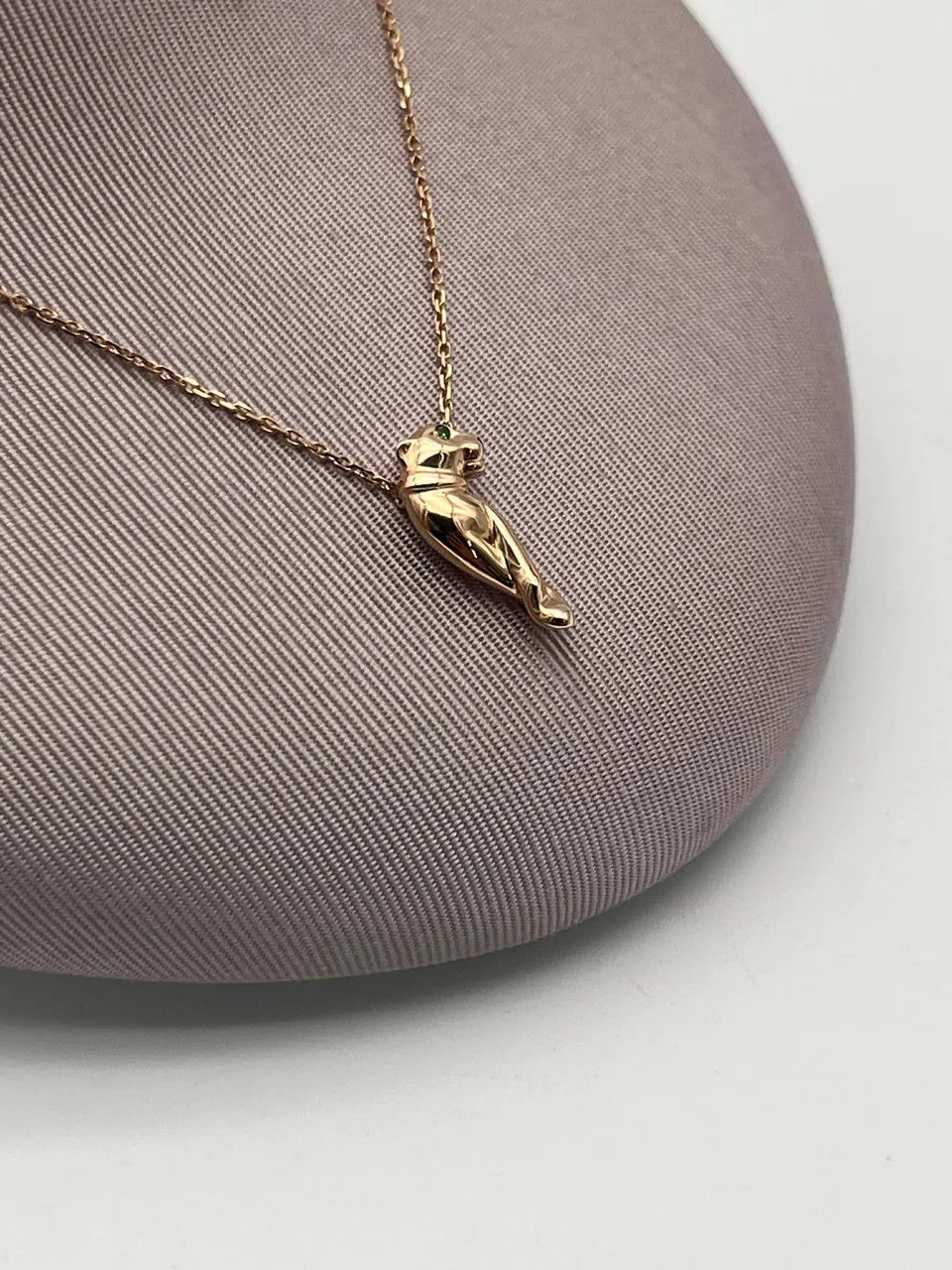 PG750 CARTIER PANTHER NECKLACE 3.6G view 4