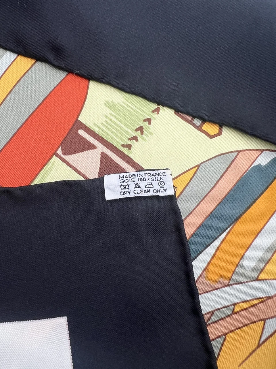HERMES CUIRS DU DESERT SCARF view 9