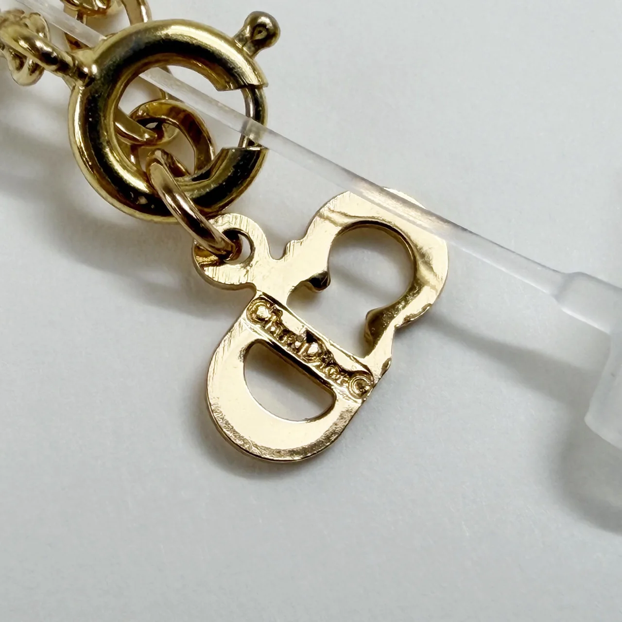 DIOR LOGO TWIST CIRCLE NECKLACE view 6