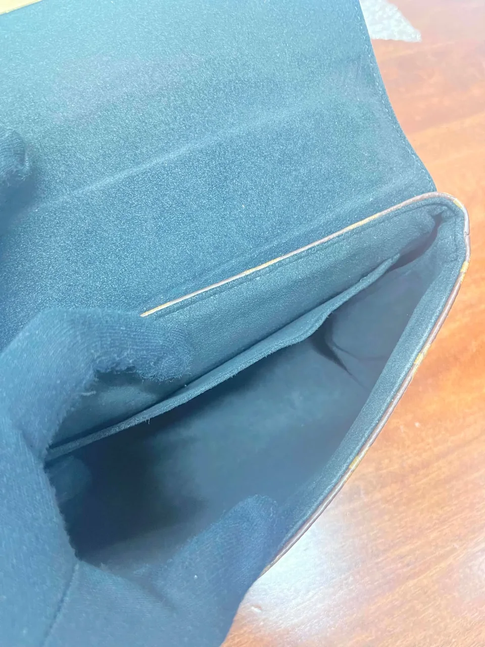 LV MONOGRAM LOCKIE BB hover