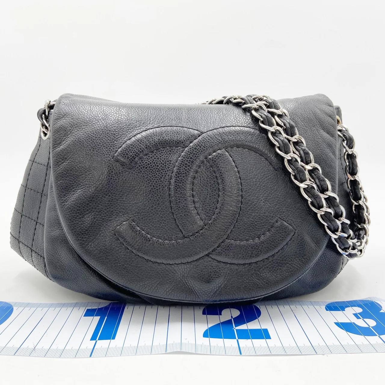 CHANEL CAVIAR CHAIN SHOULDER BAG (12 SERIAL CODE)