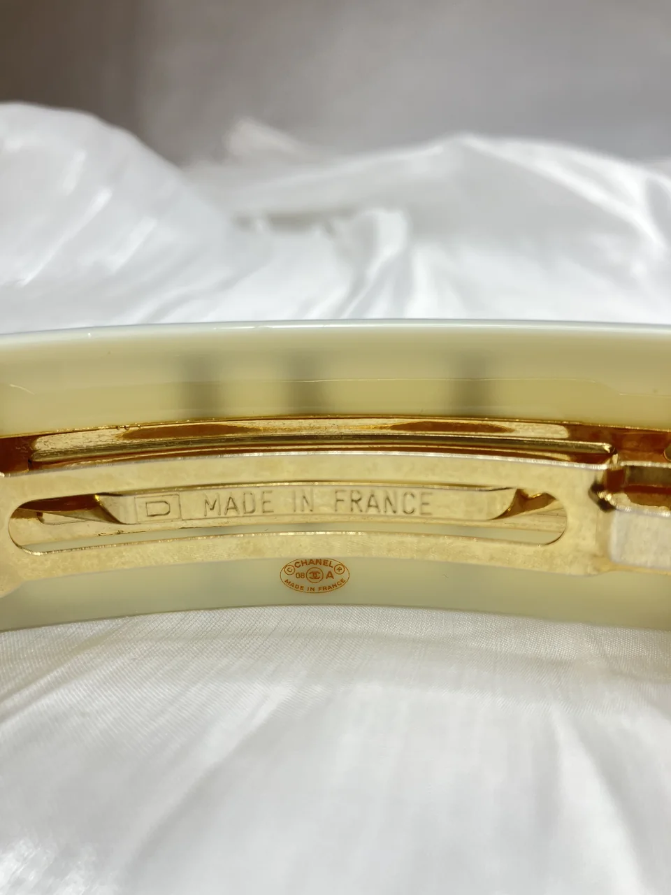CHANEL COCO MARK RIBBON view 4