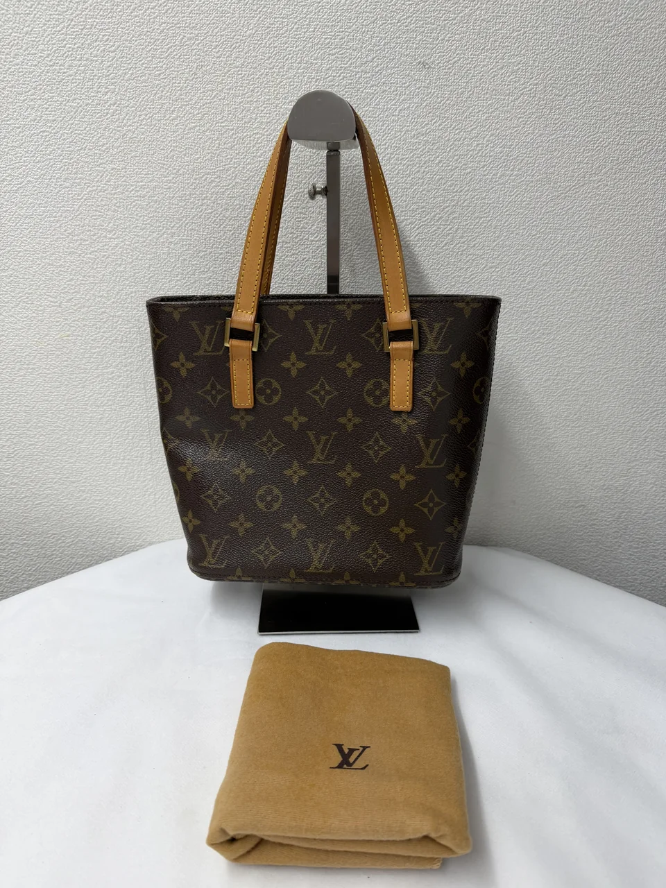 LV MONOGRAM VAVIN PM view 11