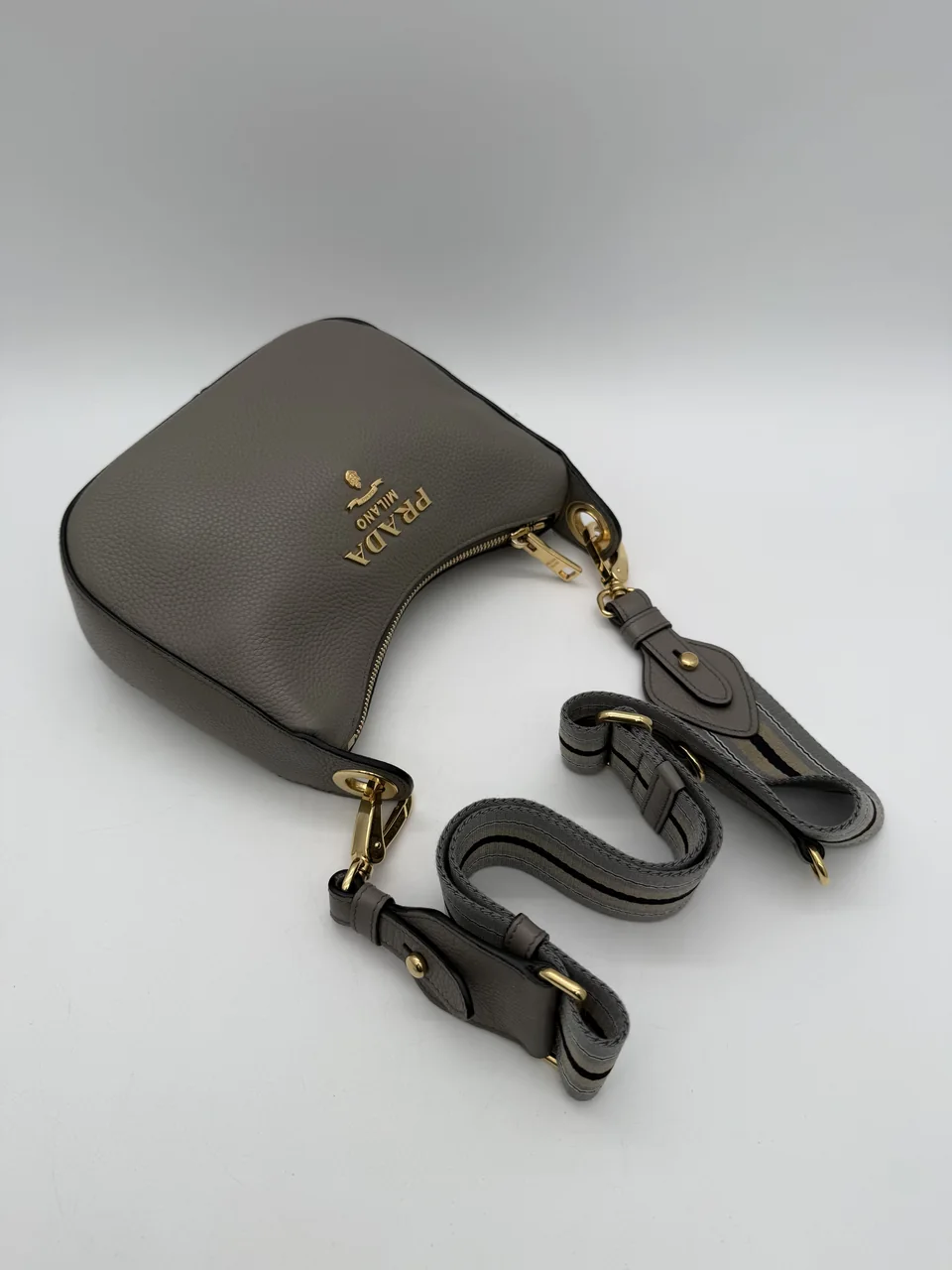 PRADA VITELLO PHOENIX SHOULDER BAG (BROWN) view 8