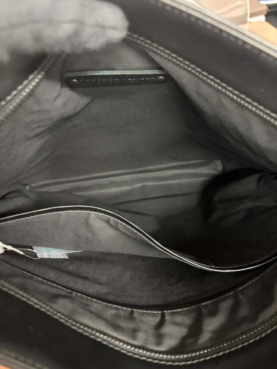 BOTTEGA VENETA INTRECCIATO SHOULDER BAG (BLACK)