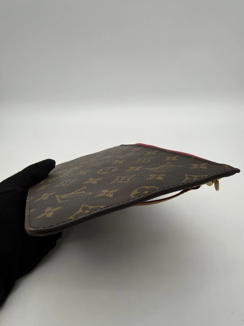 LV MONOGRAM NEVERFULL POUCH view 10