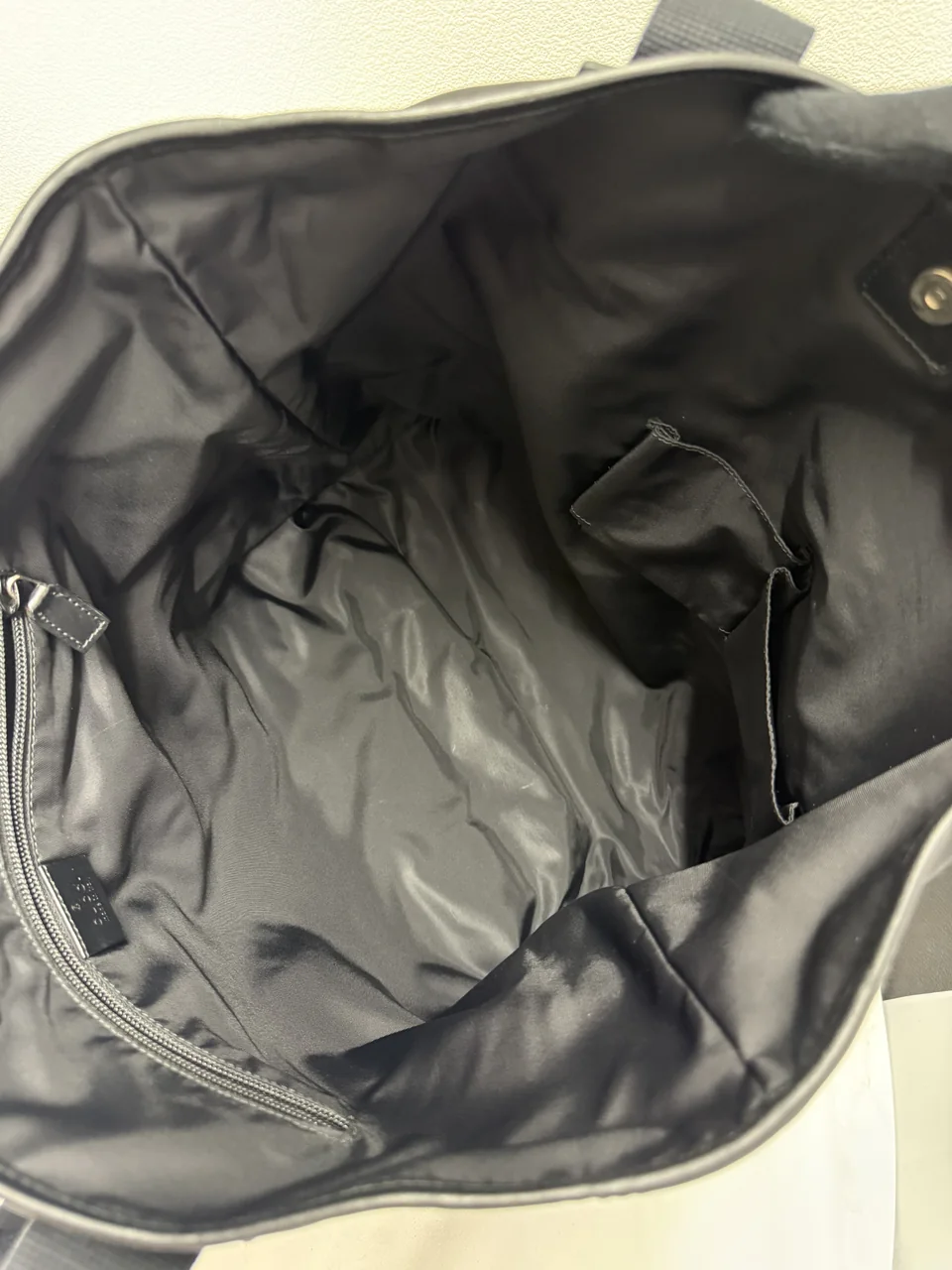 GUCCI CHERRY LINE TOTE BAG view 9