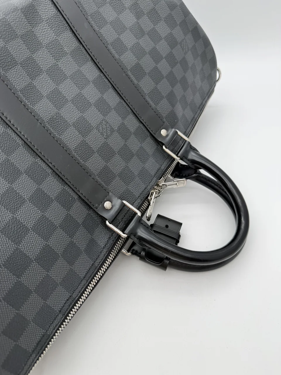 LV DAMIER GRAPHITE KEEPALL BANDOULIERE 45 view 8