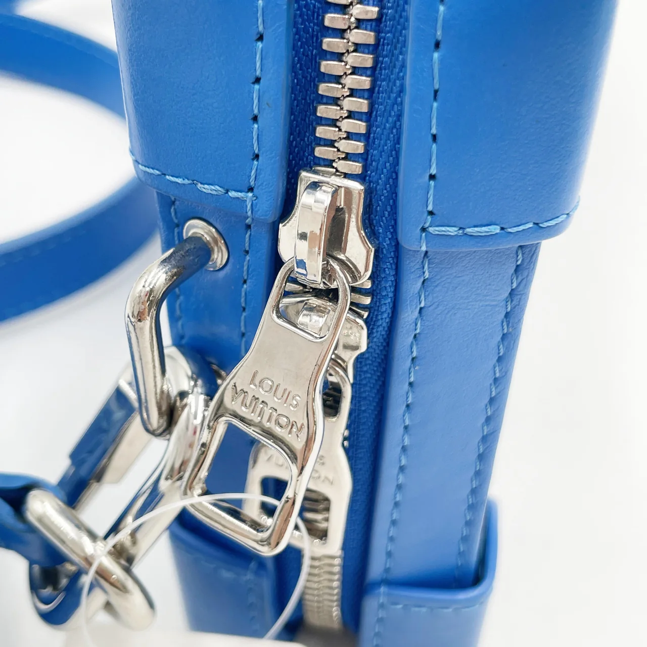 LV SOFT TRUNK WALLET (BLUE) view 8