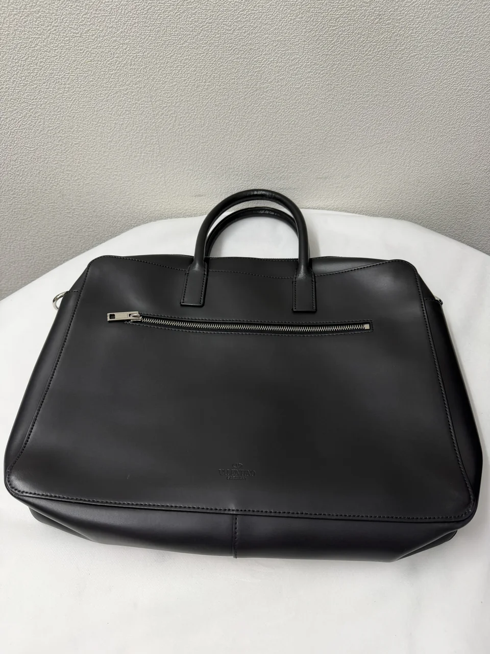 VALENTINO TOW-WAY BAG (BLACK) view 3